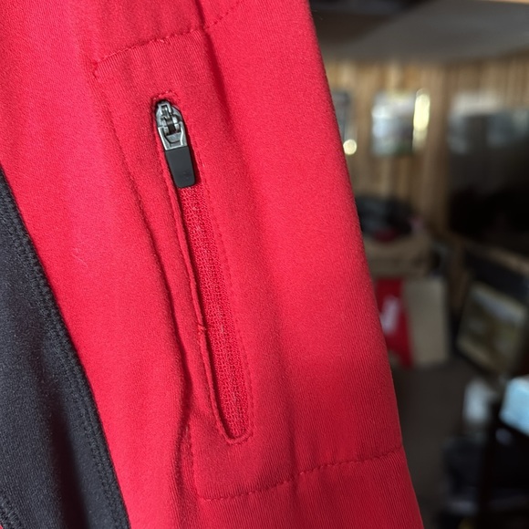 ASICS Running 1/4 Zip - Picture 3 of 4